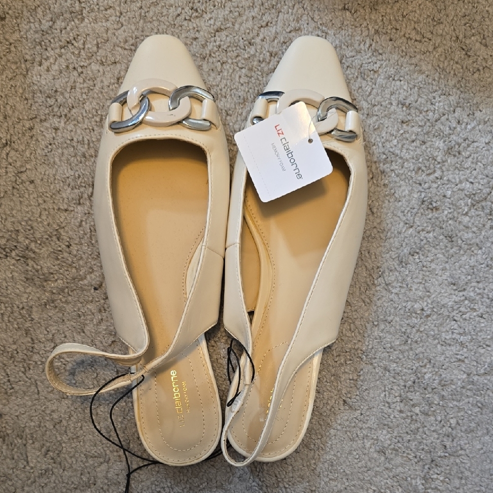Liz Claiborne Cream Slingback Flats